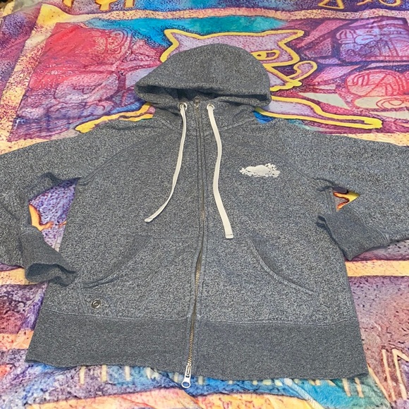 3/$30 Roots Sweater - Picture 4 of 9